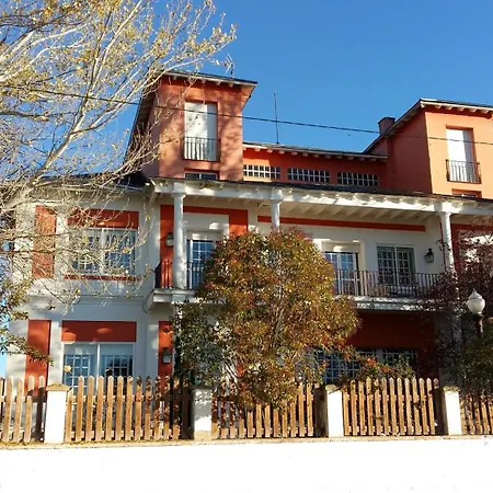 בית נופש La Casa Grande De Gormaz *